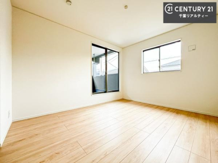 �Q�� �o���R�j�[�ɖʂ��Ă���m���ł��B���邭�����肪����A���C����������ł��܂��I���N���āA�O�ɏo�Ĕw�L�т����[�ċz�����ǂ������}������邱�Ƃ��ł��܂��B