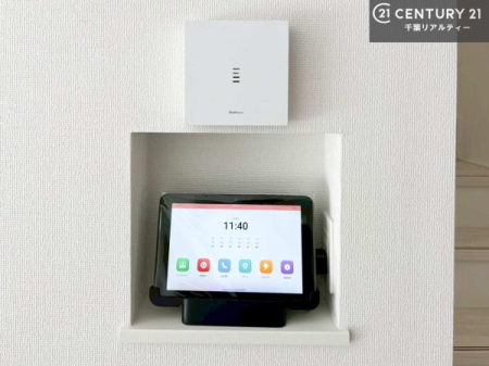 ���̑� TV���j�^�[�t�C���^�[�t�H���������B���K�҂̊���m�F���Ă���Ή��ł��邽�߁A�h�Ɩʂɂ��z�����ꂽ���S�̐ݔ��ł��B