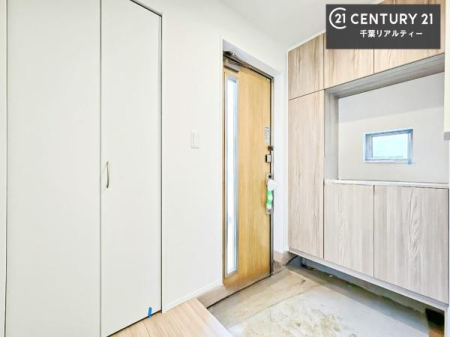 ���� ���ċA���Ă��Ă��A�������܁I�����������Ȃ�A�D�����}������Ă�����ԂɂȂ��Ă��܂��B
���邭��������錺�ւł��I