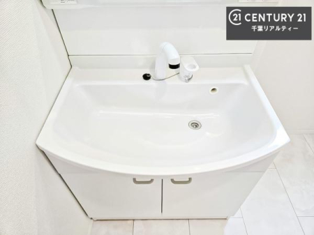 ���ʑ�E���ʏ� �[�����ʑ�{�E���́A�������˂ɂ����̂ł�����ꂪ�y�X�I���������ۂĂ܂��I
�L���C�Ȑ��ʏ��Ŏ��������̃��`�x�[�V�������オ��܂��ˁI