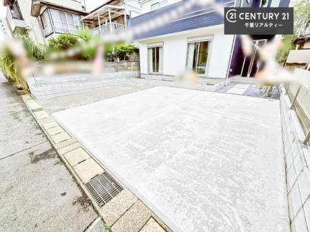 ���ԏ� ���ԃX�y�[�X��2�䕪����܂��I�Z�J���h�J�[�͂������A�o�C�N�⎩�]�ԂȂǂ��u���ꏊ�ɍ���܂���B