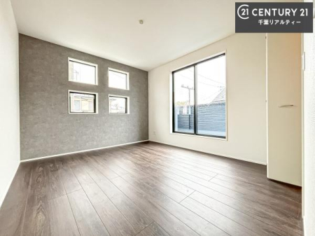 �Q�� �o���R�j�[�ɖʂ��Ă���m���ł��B���邭�����肪����A���C����������ł��܂��I���N���āA�O�ɏo�Ĕw�L�т����[�ċz�����ǂ������}������邱�Ƃ��ł��܂��B