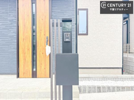 ���̑����n �����T���̂������E���v�]�E������ȂǁA���Ȃ�ƕ��ЃX�^�b�t�܂ł��\���t�����������I�s���Y�Ɋւ��邱�ƂȂ�A�ǂ̂悤�Ȃ��Ƃł����S���ӑΉ������Ē����܂��B
