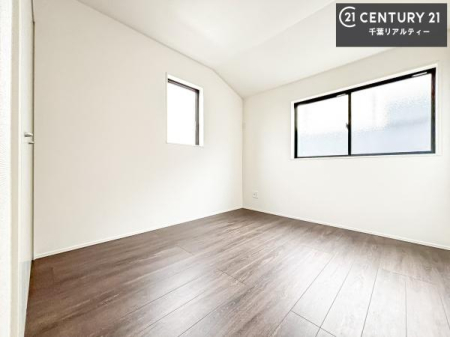 �m�� 2�ʍ̌����m�ۂ������邢�����́A���ʂ����ǂ��A���邭��ϋ��S�n�̗ǂ���ԂƂȂ��Ă���܂��B�����b�N�X���ĉ߂�����S�n�̗ǂ��������ł��I