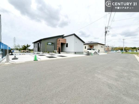 �O�ʓ��H�܂ތ��n�ʐ^ ���ӊ���A���q�l�̂���]�ɍ������������ꏏ�ɂ��ē���v���܂��B�Z��[���A�h�o�C�U�[�ɂ�邲���k������܂��B���Ђ͂��₢���킹�ɑ��Ή����܂��I���҂������܂���I