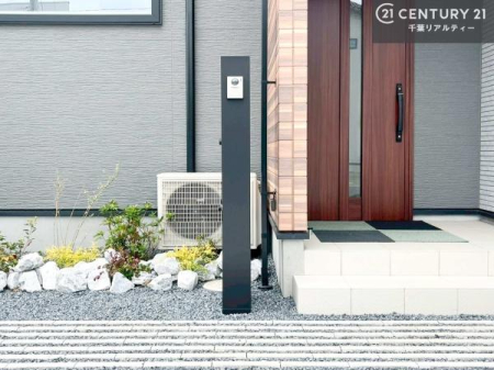 ���̑����n �����T���̂������E���v�]�E������ȂǁA���Ȃ�ƕ��ЃX�^�b�t�܂ł��\���t�����������I�s���Y�Ɋւ��邱�ƂȂ�A�ǂ̂悤�Ȃ��Ƃł����S���ӑΉ������Ē����܂��B
