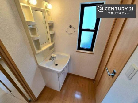 ���ʑ�E���ʏ� �[�����ʑ�{�E���́A�������˂ɂ����̂ł�����ꂪ�y�X�I���������ۂĂ܂��I
�L���C�Ȑ��ʏ��Ŏ��������̃��`�x�[�V�������オ��܂��ˁI