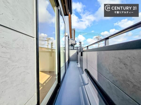 �o���R�j�[ �z������̗ǂ��o���R�j�[�ŁA�����󕨂��悭���������ł��ˁI
���V�C�̗ǂ����ɂ̓o���R�j�[�֏o�ă��t���b�V������̂��C�����悳�����ł��B