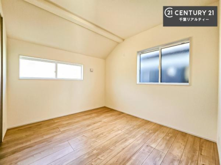 �m�� ���邢�����́A���ʂ����ǂ��A���邭��ϋ��S�n�̗ǂ���ԂƂȂ��Ă���܂��B�����b�N�X���ĉ߂�����S�n�̗ǂ��������ł��I���̖ڊo�߂��X�b�L�����܂��ˁI