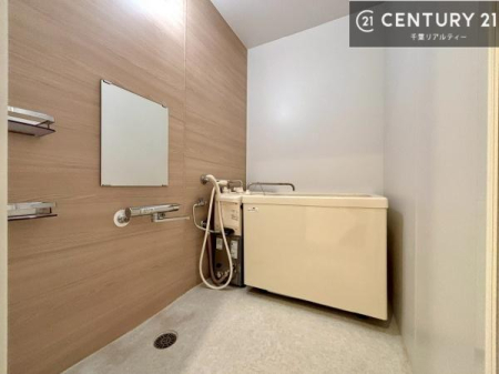 ���� �������������l�̕��͋C�̃o�X���[���́A�����o�Ă��ăo�X�^�C�����[���I
���d���撣���Ă��邲�J���ɂ��D�݂̓����̓����܂����āA�y����ł݂Ă͂������ł��傤���H