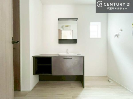 ���ʑ�E���ʏ� �g�Ȃ�𐮂�����ʏ��́A���������厖�ł��I������̐������̂��镵�͋C�����o�I�C�����悭���g�����������܂��B
