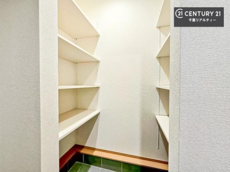 ���� �V���[�Y�C���N���[�N�t���ł��I�V���[�Y�����łȂ��x�r�[�J�[��܂��ݎ��]�ԁA�A�E�g�h�A�p�i���X�b�L���ƕЕt�����܂��I