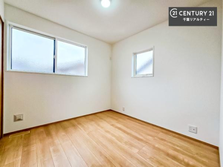 �m�� 2�ʍ̌����m�ۂ������邢�����́A���ʂ����ǂ��A���邭��ϋ��S�n�̗ǂ���ԂƂȂ��Ă���܂��B�����b�N�X���ĉ߂�����S�n�̗ǂ��������ł��I