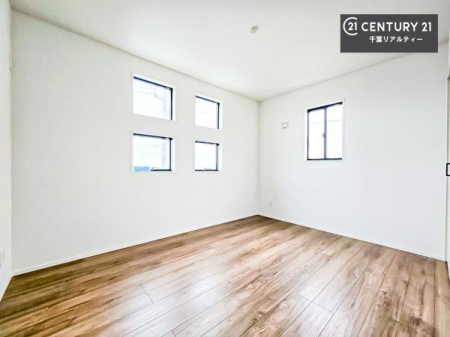 �m�� �z�������Ղ�ƍ������ގl���d�l�I���邭�����芴���鋏�S�n�悢��ԂŃv���C�x�[�g���Ԃ��[���I