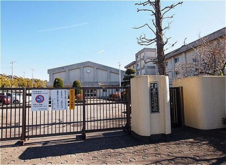 ���ӊ� �y���w�Z�z��t�s���y�C�쏬�w�Z�F876m