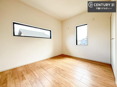 �m�� 2�ʍ̌����m�ۂ������邢�����́A���ʂ����ǂ��A���邭��ϋ��S�n�̗ǂ���ԂƂȂ��Ă���܂��B�����b�N�X���ĉ߂�����S�n�̗ǂ��������ł��I