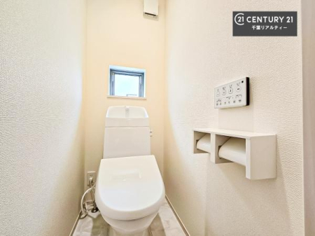 �g�C�� 1�E2�K�Ƀg�C�����������܂��I���̖Z�������ԑт��҂����ɂ��݂����ł��ˁB������Ƃ����������̂���g�C���ł�����ꂪ���₷���ł��I