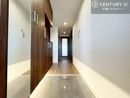 ���� ���ċA���Ă��Ă��A�������܁I�����������Ȃ�A�D�����}������Ă�����ԂɂȂ��Ă��܂��B
���邭��������錺�ւł��I