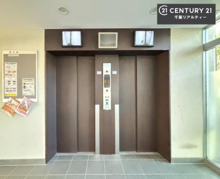 ���̑����p�� �G���x�[�^�[������A���K�ŃX���[�Y�Ȉړ��������B
���������A��₨���̓����A�X�g���X�Ȃ��������֌������܂��B