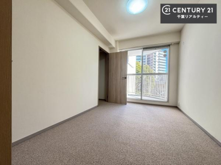 �Q�� �o���R�j�[�ɖʂ��Ă���m���ł��B���邭�����肪����A���C����������ł��܂��I���N���āA�O�ɏo�Ĕw�L�т����[�ċz�����ǂ������}������邱�Ƃ��ł��܂��B