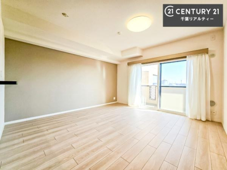 ���r���O �傫�ȑ����炽���Ղ�̗z���������閾�邢���r���O�B�J�����̂��郊�r���O�ŉƑ��c���̂��났�̎��Ԃ��߂����܂��I