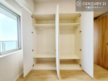 ���r���O�ȊO�̋��� �I�t�����[������Ă��邽�߁A�p�r�ɉ��������[���\�ŁA��������Ƃ�����Ԃ�ۂĂ܂��B