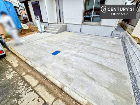 ���ԏ� ���ԃX�y�[�X��2�䕪����܂��I�Z�J���h�J�[�͂������A�o�C�N�⎩�]�ԂȂǂ��u���ꏊ�ɍ���܂���B