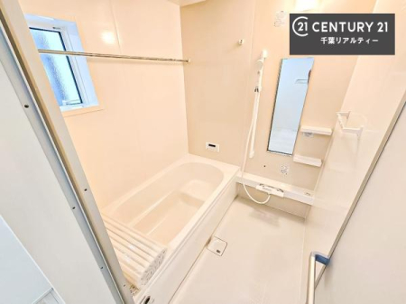 ���� �������������l�̕��͋C�̃o�X���[���́A�����o�Ă��ăo�X�^�C�����[���I
���d���撣���Ă��邲�J���ɂ��D�݂̍���̓����܂����āA�y����ł݂Ă͂������ł��傤���H�y���n�̔���J�Ò��z