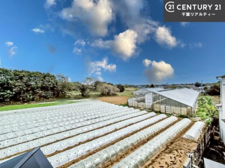 �Z�˂���̒��]�ʐ^ ������������Z��X�ł��I���͂ɂ͍����������Ȃ��A�󂪍L���J����������A�z�������傫���Ղ��邱�Ƃ�����܂���I�C�����̗ǂ������ʂ蔲����X���݂ł��I