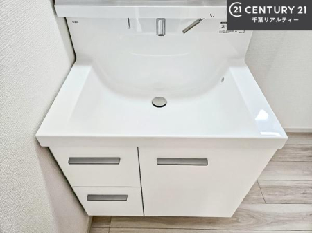 ���ʑ�E���ʏ� �[�����ʑ�{�E���́A�������˂ɂ����̂ł�����ꂪ�y�X�I���������ۂĂ܂��I
�L���C�Ȑ��ʏ��Ŏ��������̃��`�x�[�V�������オ��܂��ˁI