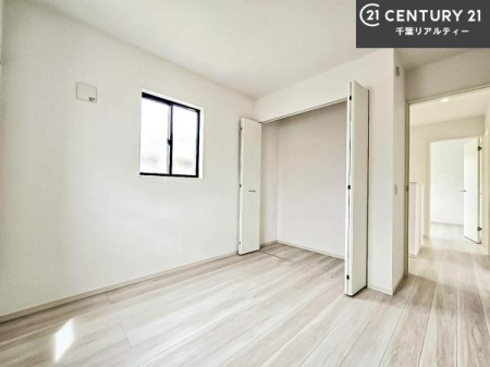 �Q�� �D���������������ޗm���́A���̖ڊo�߂��C�������ǂ������ł��ˁB���������Ԃ��������Ɖ߂������Ƃ��ł��܂��B�D�����F�����̃t���[�����O���ǂ�ȉƋ�ɂ��}�b�`���܂��I