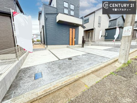 ���ԏ� ���ԃX�y�[�X��2�䕪����܂��I�Z�J���h�J�[�͂������A�o�C�N�⎩�]�ԂȂǂ��u���ꏊ�ɍ���܂���B