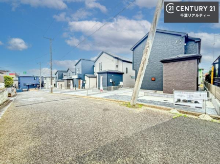 �O�ʓ��H�܂ތ��n�ʐ^ �O�ʓ��H��6���I�z����ǍD�ȗ��n�ł��B
�Ԍɓ��ꂪ���ȕ������S�ł��ˁB