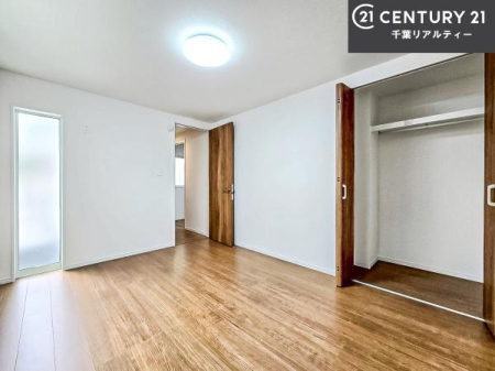 ���r���O�ȊO�̋��� �V���v���Ƀf�U�C������Ă��邽�߁A�Ƌ��I�т܂���I
���C�ɓ���̉Ƌ��u���Ă��낰���Ԃ���邱�Ƃ��ł��܂��B