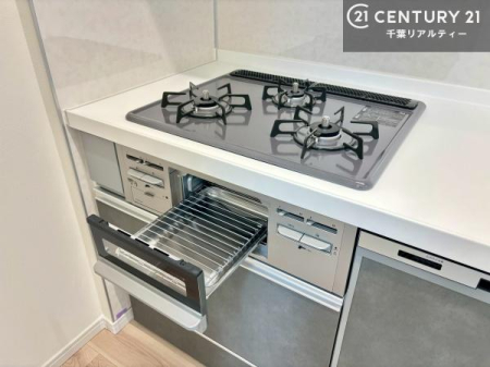 �L�b�`�� �R�����͎O������̂ł������̓����i�s���ł��܂��B
�������O�����t���ł��B�����X�y�[�X���L�X���Ă���׍�Ƃ����₷���I�g�����肪�ǂ��V�X�e���L�b�`���ł��I