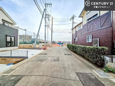 �O�ʓ��H�܂ތ��n�ʐ^ ���ӊ���A���q�l�̂���]�ɍ������������ꏏ�ɂ��ē���v���܂��B�Z��[���A�h�o�C�U�[�ɂ�邲���k������܂��B���Ђ͂��₢���킹�ɑ��Ή����܂��I���҂������܂���I