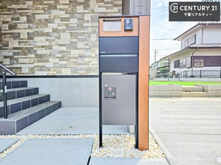 ���̑� ��z�{�b�N�X�t���Ȃ̂ŗ��炪�������Ƒ����Ĕz�B�̎�Ԃ��Ȃ����ו����󂯎��ĕ֗��ł��I