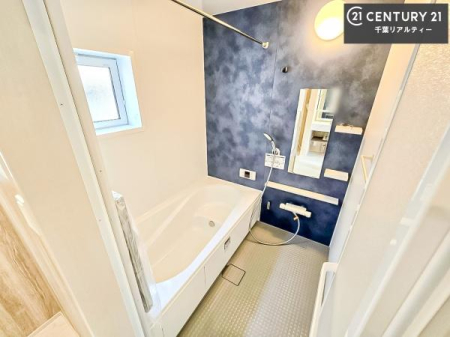 ���� �������������l�̕��͋C�̃o�X���[���́A�����o�Ă��ăo�X�^�C�����[���I
���d���撣���Ă��邲�J���ɂ��D�݂̓����̓����܂����āA�y����ł݂Ă͂������ł��傤���H