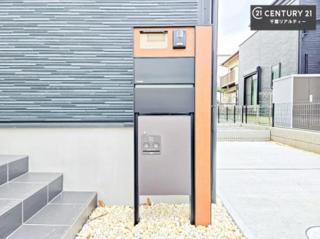 ���̑� ��z�{�b�N�X�t���Ȃ̂ŗ��炪�������Ƒ����Ĕz�B�̎�Ԃ��Ȃ����ו����󂯎��ĕ֗��ł��I