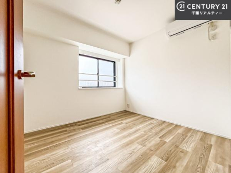 �q������ �V���v���Ƀf�U�C������Ă��邽�߁A�Ƌ��I�т܂���I
���C�ɓ���̉Ƌ��u���Ă��낰���Ԃ���邱�Ƃ��ł��܂��B