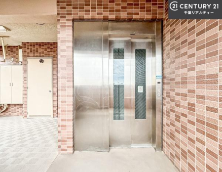 ���̑����p�� �G���x�[�^�[�����ŁA���X�̈ړ������K�B
�����̓��₨�ו��̑������ł��A�X���[�Y�ɂ��A��������܂��I