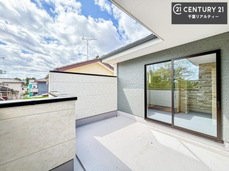 �o���R�j�[ �z������̗ǂ��o���R�j�[�ŁA�����󕨂��悭���������ł��ˁI
���V�C�̗ǂ����ɂ̓o���R�j�[�֏o�ă��t���b�V������̂��C�����悳�����ł��B