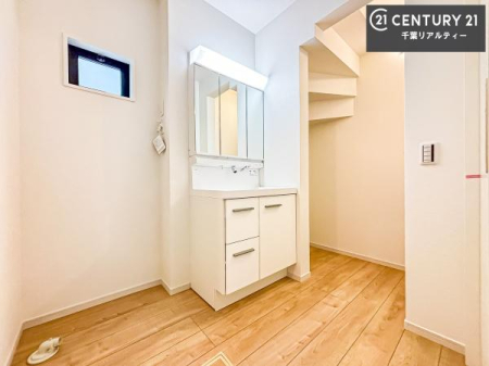 ���ʑ�E���ʏ� �����t���̖��邢���ʎ��ł��I���C�������ɓ���ւ����ł��Đ����ɕۂ��Ƃ��ł��܂��I���R�����������ނ̂ł����ς̎d�オ����ǂ��Ȃ�܂��ˁI