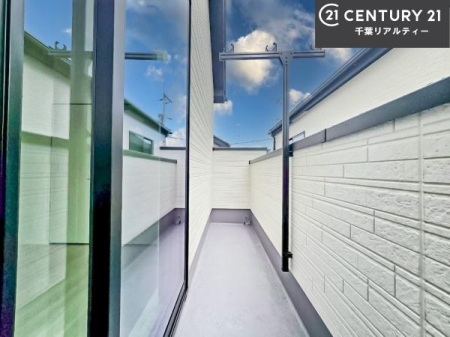 �o���R�j�[ �z������̗ǂ��o���R�j�[�ŁA�����󕨂��悭���������ł��ˁI
���V�C�̗ǂ����ɂ̓o���R�j�[�֏o�ă��t���b�V������̂��C�����悳�����ł��B