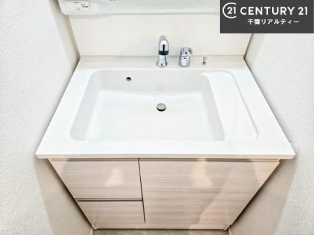 ���ʑ�E���ʏ� �[�����ʑ�{�E���́A�������˂ɂ����̂ł�����ꂪ�y�X�I���������ۂĂ܂��I
�L���C�Ȑ��ʏ��Ŏ��������̃��`�x�[�V�������オ��܂��ˁI