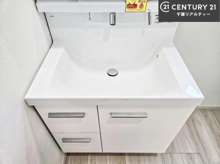 ���ʑ�E���ʏ� �[�����ʑ�{�E���́A�������˂ɂ����̂ł�����ꂪ�y�X�I���������ۂĂ܂��I
�L���C�Ȑ��ʏ��Ŏ��������̃��`�x�[�V�������オ��܂��ˁI