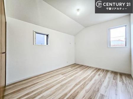 �q������ 2�ʍ̌����m�ۂ������邢�����́A���ʂ����ǂ��A���邭��ϋ��S�n�̗ǂ���ԂƂȂ��Ă���܂��B�����b�N�X���ĉ߂�����S�n�̗ǂ��������ł��I���̖ڊo�߂��X�b�L�����܂��ˁI