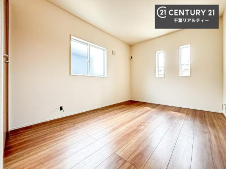 �m�� 2�ʍ̌����m�ۂ������邢�����́A���ʂ����ǂ��A���邭��ϋ��S�n�̗ǂ���ԂƂȂ��Ă���܂��B�����b�N�X���ĉ߂�����S�n�̗ǂ��������ł��I