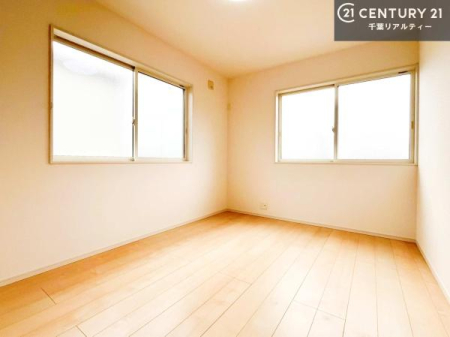 �q������ �|���o�������Ȃ��������́A���q�l�̂������Ƃ��Ă����S�ł��I
���[�X�y�[�X���[�����Ă���̂ŎU�炩�������������T�b�ƕЕt�����܂��I