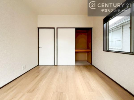 ���[ ���[�͂ɗD��Ă��邩�炱���A�]�v�ȃ��m��\�ɏo�����A�C���e���A��������L�[�v�ł��܂��B�V���v���Ő������ꂽ��Ԃ����y���݂��������B